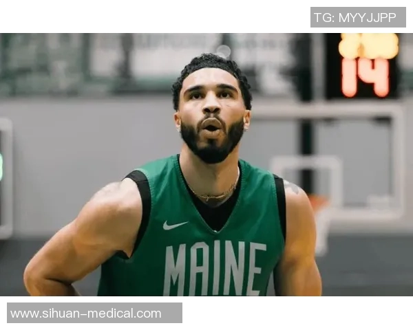 战术分析:塔图姆如何通过控球和决策引领比赛节奏